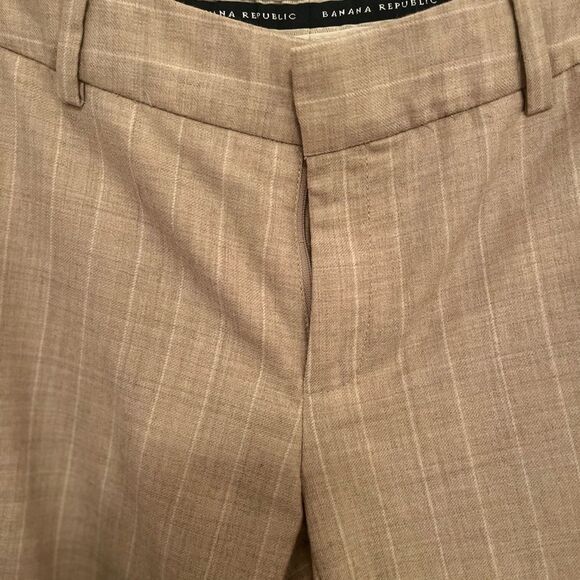 Banana Republic Flat Front and Refined Finish - Picture 3 of 5